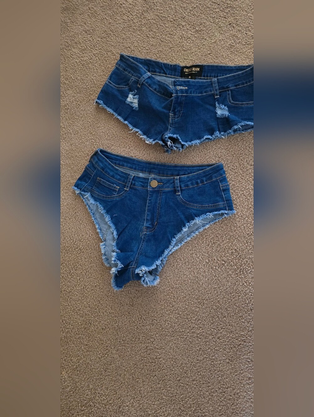 Frayed Hem Dark Blue Denim Women's Shorts